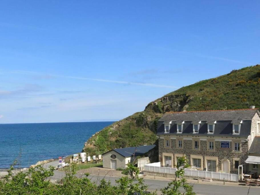 Appart Vue Mer-Au Pied Du Chemin De Randonnee " Bassan" بلانْرونوال المظهر الخارجي الصورة